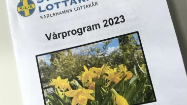 Bild av tryckt vårprogram 2023