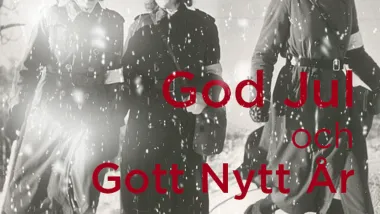 Gammaldags svartvitfoto på tre lottor med text "God jul och gott nytt år"