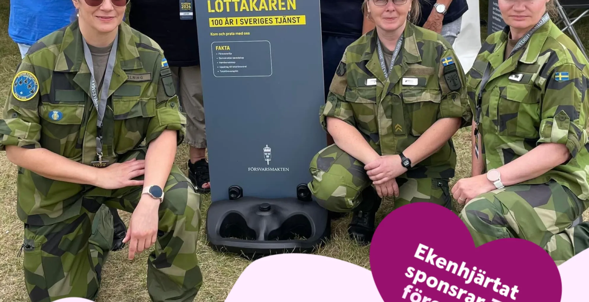 Lottor i civil och militär klädsel